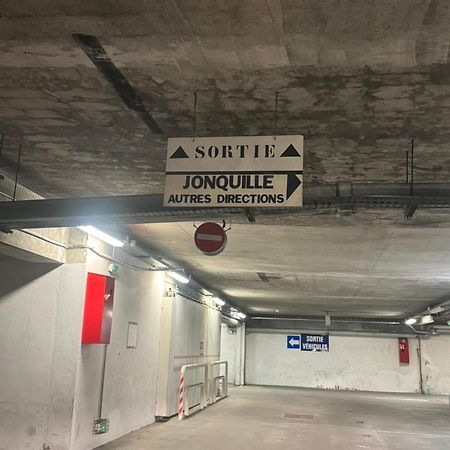 شقة Cocon Au Coeur De Chamonix Avec Parking Gratuit المظهر الخارجي الصورة