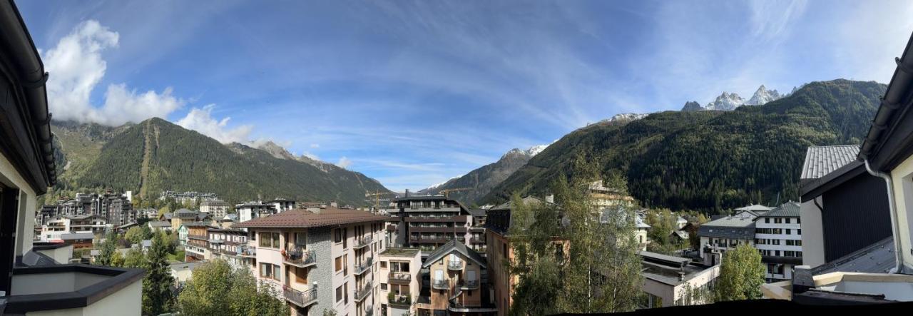 شقة Cocon Au Coeur De Chamonix Avec Parking Gratuit المظهر الخارجي الصورة